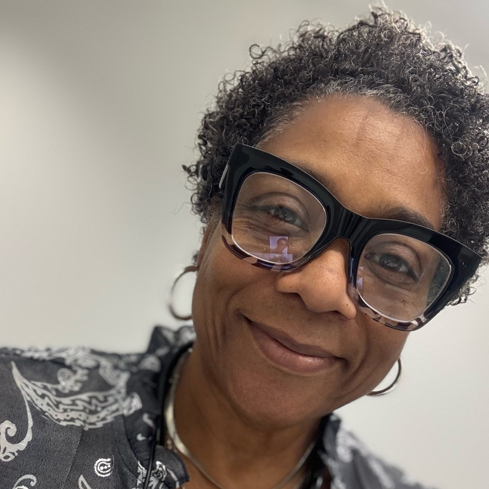 Meet your Posher, Gwen